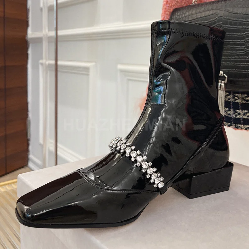 Shoes For Women Spring Autumn New Patent Leather Upper Rhinestone Decor Solid Color Ankle Boots Comfort Versatile Female Shoes
Shoes For Women Spring Autumn New Patent Leather Upper Rhinestone Decor Solid Color Ankle Boots Comfort Versatile Female Shoes