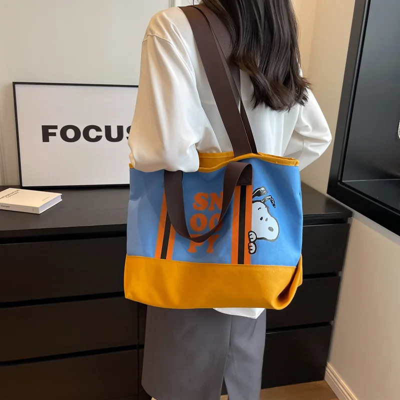 Sanrio Cartoon Women's Bag Fashion Japanese Cute Handbag Colored Large Capacity Student School Bag Exquisite Girl Shopping Bag
Sanrio Cartoon Women's Bag Fashion Japanese Cute Handbag Colored Large Capacity Student School Bag Exquisite Girl Shopping Bag