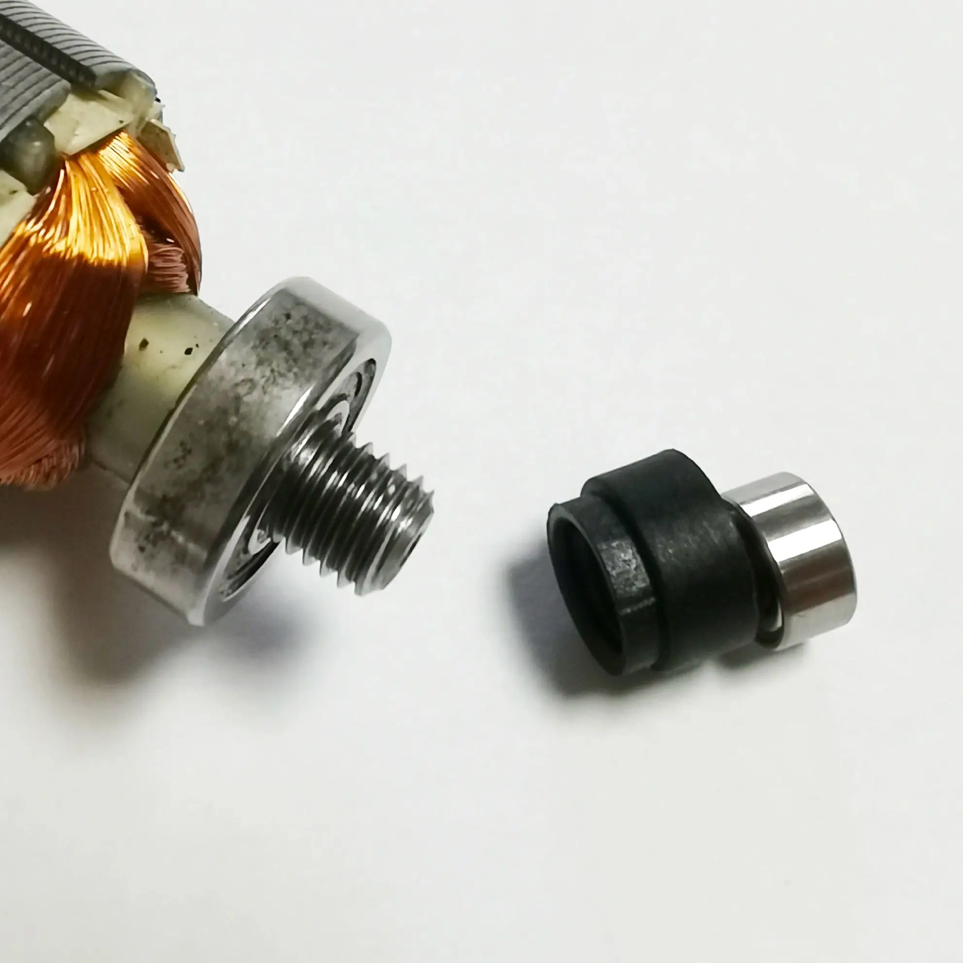 Pet clipper parts Replacement motor eccentric shaft axis fit aandis 2 SPEED SWITCH
Pet clipper parts Replacement motor eccentric shaft axis fit aandis 2 SPEED SWITCH