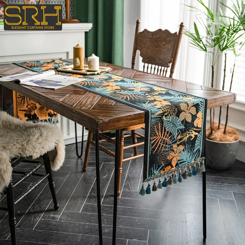 

Retro Table Runner Yarn-dyed Jacquard American Tropical Rainforest Tassel Household Polyester Tablecloth Dining Room Hotel Decor