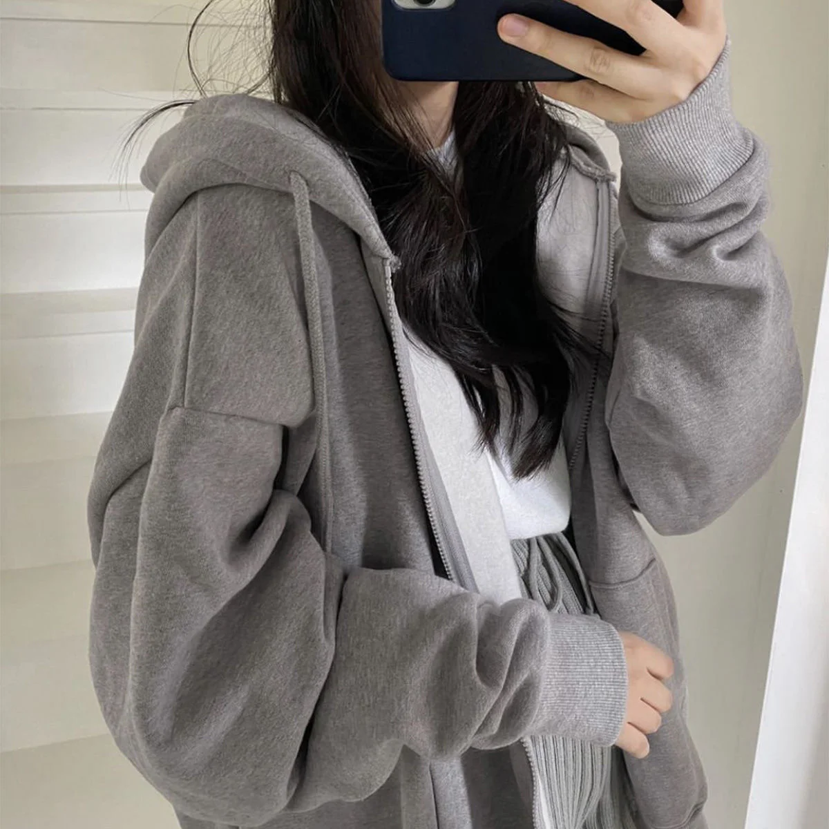 Women hoodie Harajuku Korean zip up hoodie Y2k loose thin long sleeved hooded sun protection coat solid color retro shirt girl
Women hoodie Harajuku Korean zip up hoodie Y2k loose thin long sleeved hooded sun protection coat solid color retro shirt girl