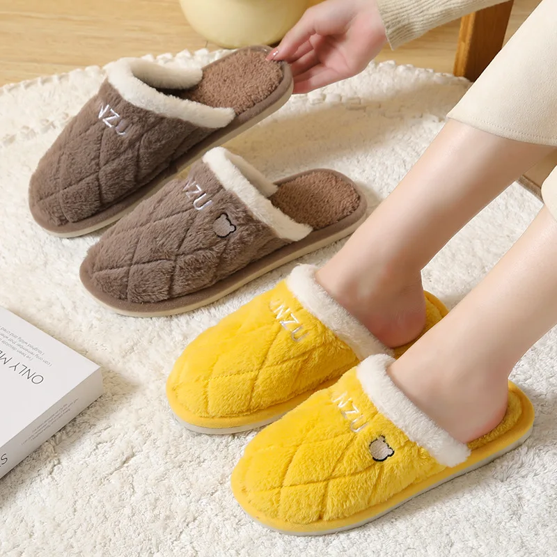 Winter Plush Slippers Warm Thick Sole Women Furry Slippers Ligth Waterproof Outdoor Cotton Shoes Couple Home Slides
Winter Plush Slippers Warm Thick Sole Women Furry Slippers Ligth Waterproof Outdoor Cotton Shoes Couple Home Slides