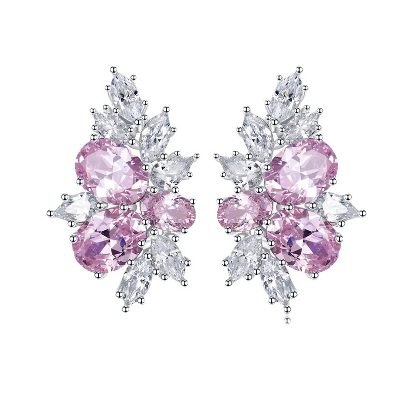 New S925 Silver Oval 6 * 8 Earrings with Ice Flower Cut Huge Flashing Small Earrings, One Piece for Sale
New S925 Silver Oval 6 * 8 Earrings with Ice Flower Cut Huge Flashing Small Earrings, One Piece for Sale