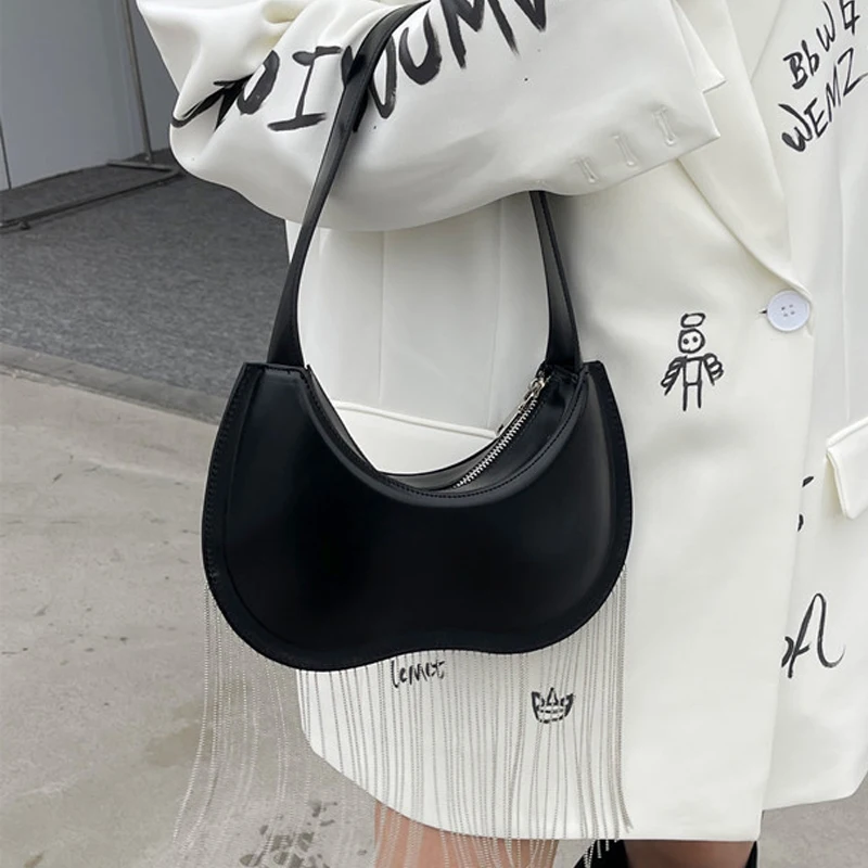 

Half Moon Underarm Bags For Women Luxury Designer Handbags And Purses 2024 New In Fashion Simple Tassel Decorate Zipper Shoulder