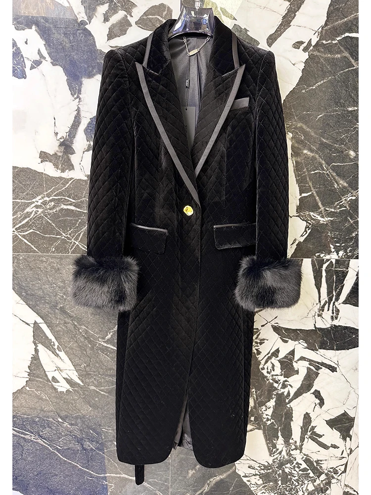 HIGH STREET Newest 2022 Designer Coat Women's Fox Fur Sleeve Diamond Grid Pressed Cotton Long Windbreaker Coat
HIGH STREET Newest 2022 Designer Coat Women's Fox Fur Sleeve Diamond Grid Pressed Cotton Long Windbreaker Coat