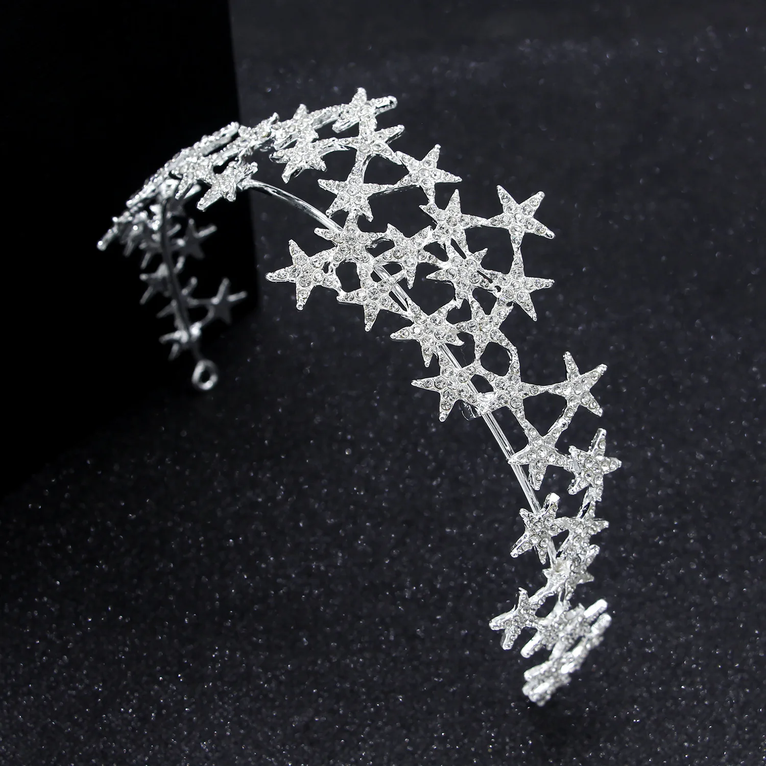 Star Rhinestone Hair Hoop with Semi-Circular Design Adjustable for Wedding Adjustable Elegant Lightweight Long Lasting 34 x 6 cm
Star Rhinestone Hair Hoop with Semi-Circular Design Adjustable for Wedding Adjustable Elegant Lightweight Long Lasting 34 x 6 cm