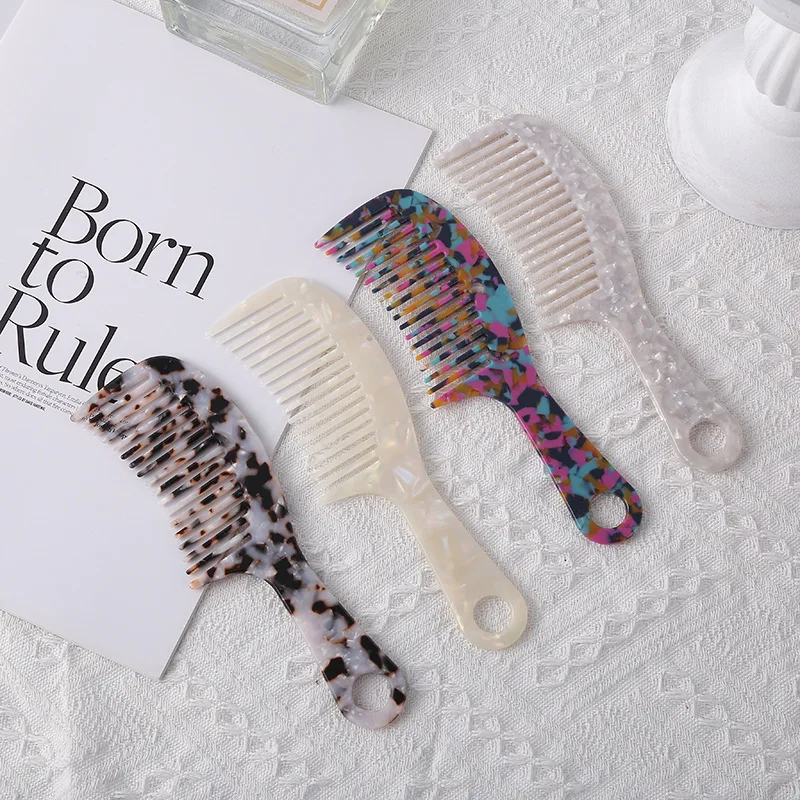 Korean acetic acid board cute and cute hair comb, European and American Korean fashion anti-static comb
Korean acetic acid board cute and cute hair comb, European and American Korean fashion anti-static comb
