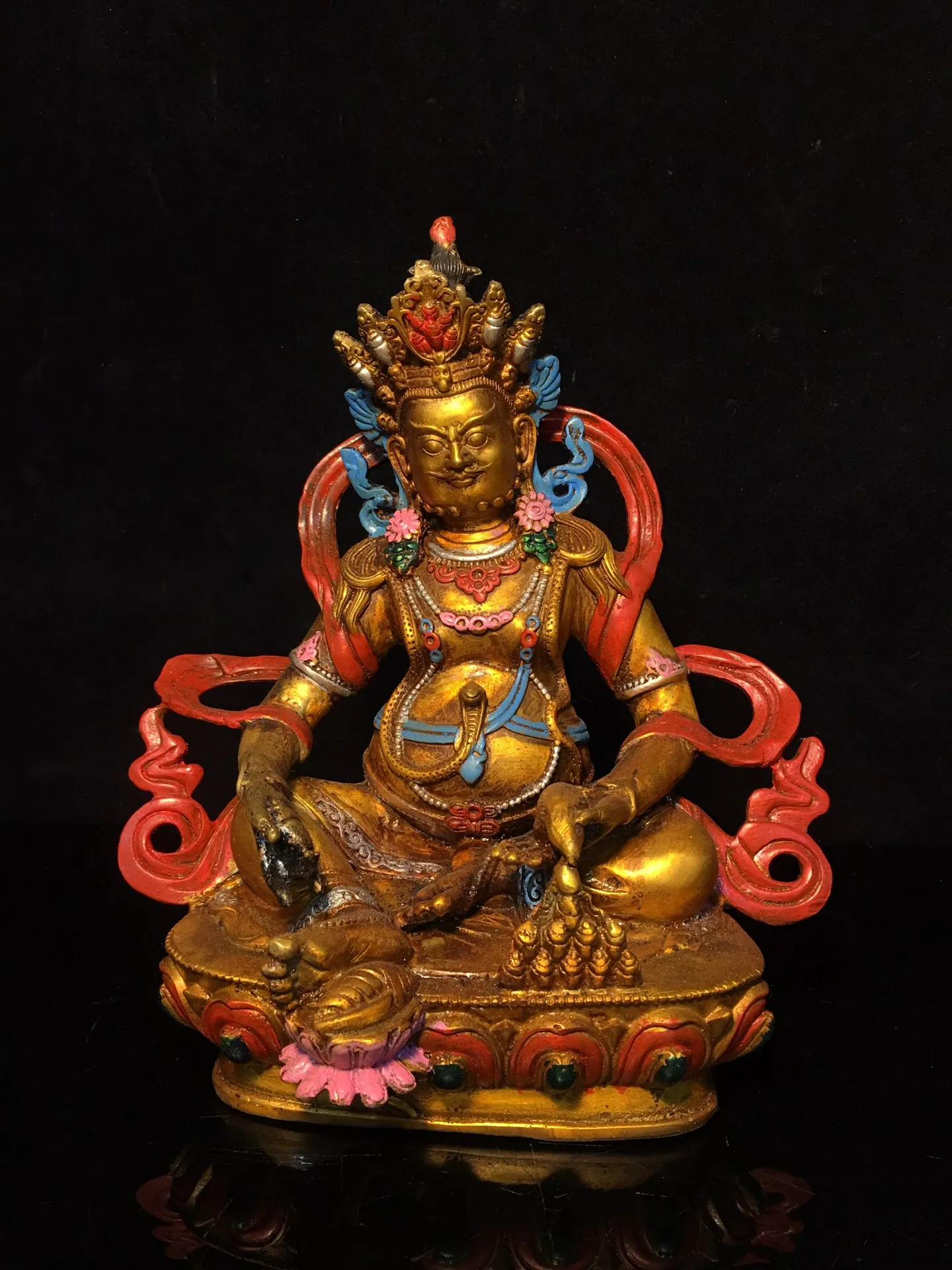8"Tibetan Temple Collection Old Bronze Painting Yellow Jambhala Buddha Huang Caishen worship hall Town House Exorcism
8"Tibetan Temple Collection Old Bronze Painting Yellow Jambhala Buddha Huang Caishen worship hall Town House Exorcism
