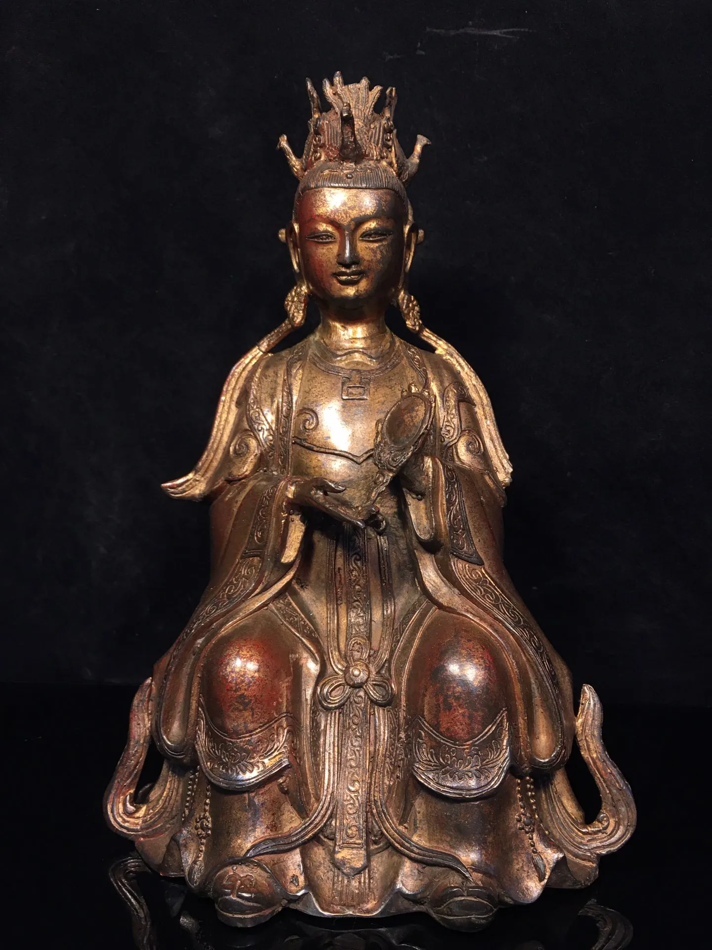 12"Tibet Temple Collection Old Bronze Cinnabar Gilding Queen Mother of the West Sitting figure Worship Hall Town house
12"Tibet Temple Collection Old Bronze Cinnabar Gilding Queen Mother of the West Sitting figure Worship Hall Town house