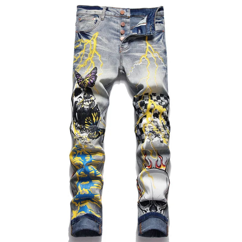 Light Luxury Men’s Street Ripped Jeans,Slim-fit Korea Version High Quality Printing Denim Pants ,Trendy Blue Casual Jeans;
Light Luxury Men’s Street Ripped Jeans,Slim-fit Korea Version High Quality Printing Denim Pants ,Trendy Blue Casual Jeans;