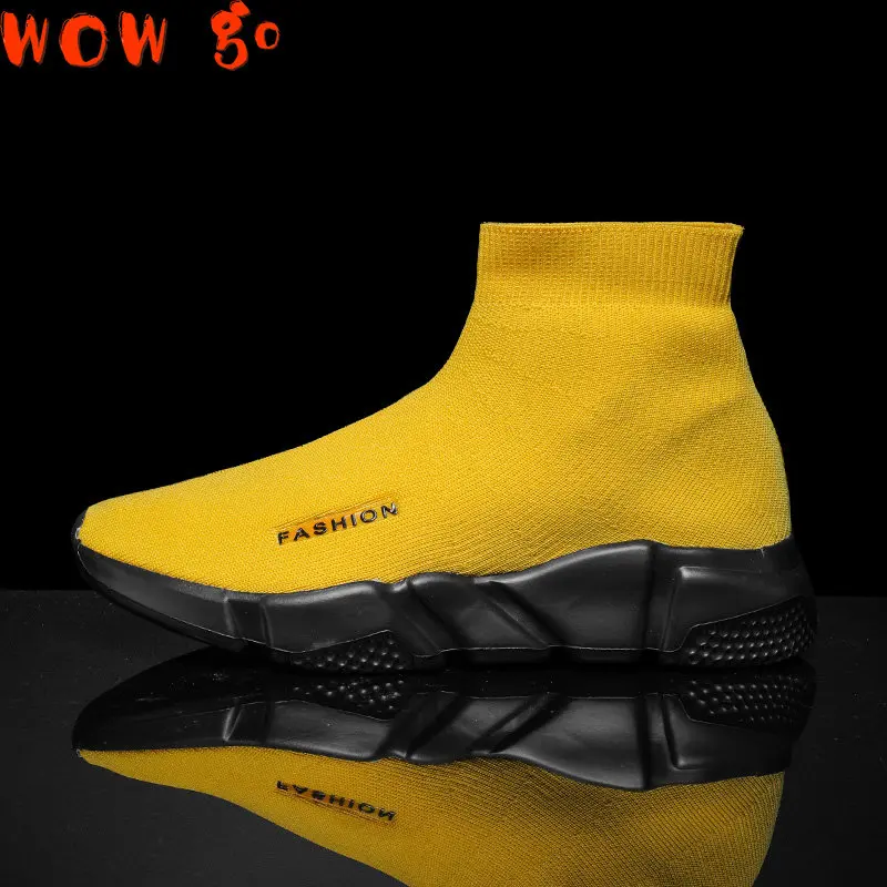 New Trend Men Running Shoes High Top Couple Socks Sneakers Outdoor Women Slip On Sports Shoes Soft Training White Boots Big Size
New Trend Men Running Shoes High Top Couple Socks Sneakers Outdoor Women Slip On Sports Shoes Soft Training White Boots Big Size