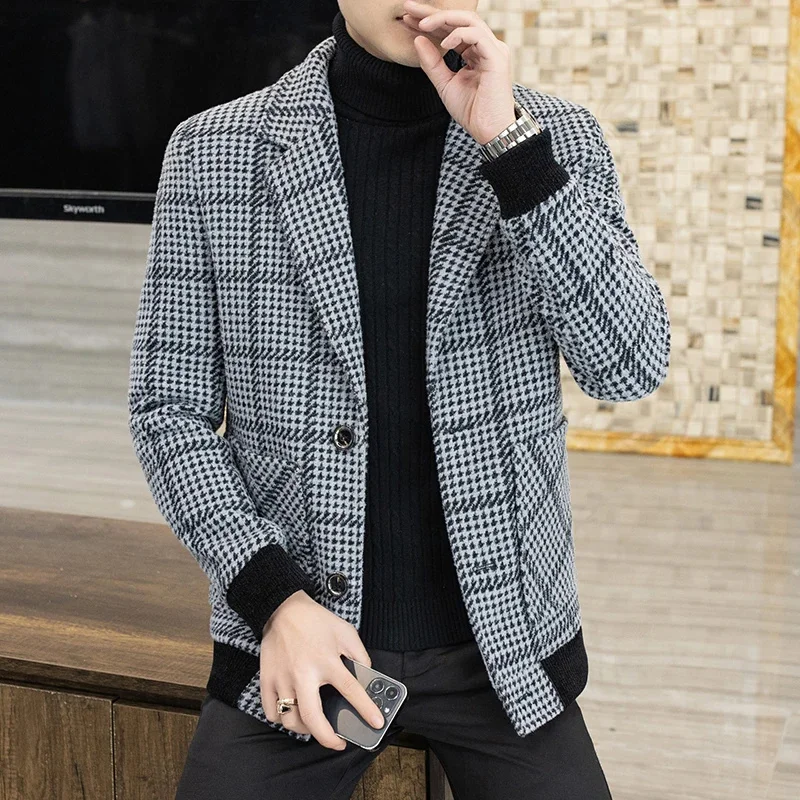 2024 Winter Lapel Plaid Wool Blends Jackets Men Casual Business Short Trench Coat Social Streetwear Slim Overcoat Clothing
2024 Winter Lapel Plaid Wool Blends Jackets Men Casual Business Short Trench Coat Social Streetwear Slim Overcoat Clothing