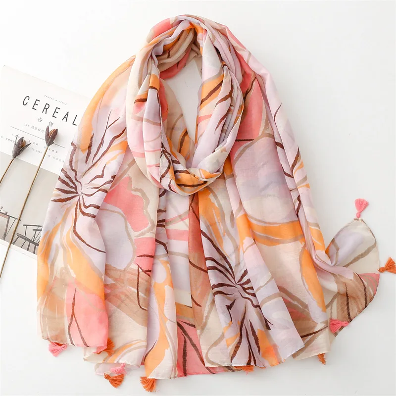 

2024 New Spring Poppy Print Tassel Scarf Shawls Long Floral Pattern Scarves Hijab Wrap Foulard Free Shipping