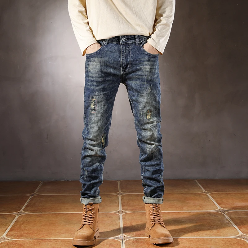 Designer Street Fashion Embroidered Men's Jeans Vintage Blue Elastic Slim Fit Ripped Small Straight Leg Jeans Hombre
Designer Street Fashion Embroidered Men's Jeans Vintage Blue Elastic Slim Fit Ripped Small Straight Leg Jeans Hombre