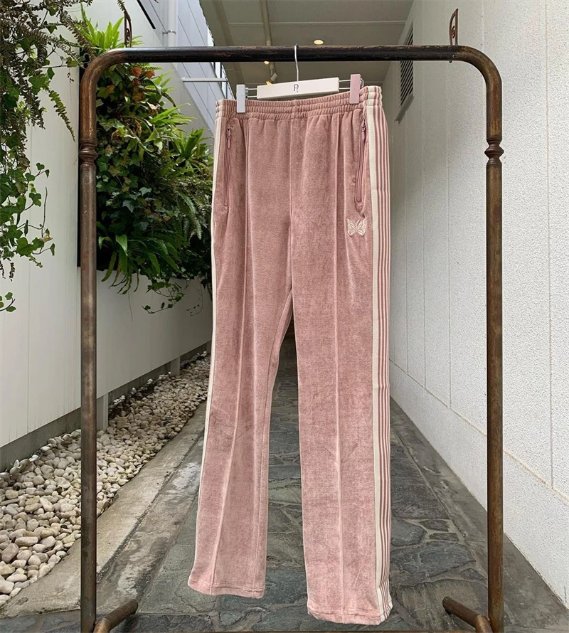 23SS Velvet Stripe Needles Sweatpants Men Women Drawstring Embroidery Butterfly Awge Track Pants
23SS Velvet Stripe Needles Sweatpants Men Women Drawstring Embroidery Butterfly Awge Track Pants
