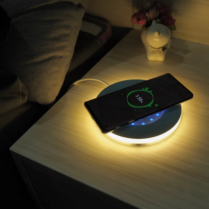 New Table Lamp with Wireless Charging with Touch Switch Dimming Bedroom Bedside Lighting Decoration Night Lamp LED Desk Light
New Table Lamp with Wireless Charging with Touch Switch Dimming Bedroom Bedside Lighting Decoration Night Lamp LED Desk Light