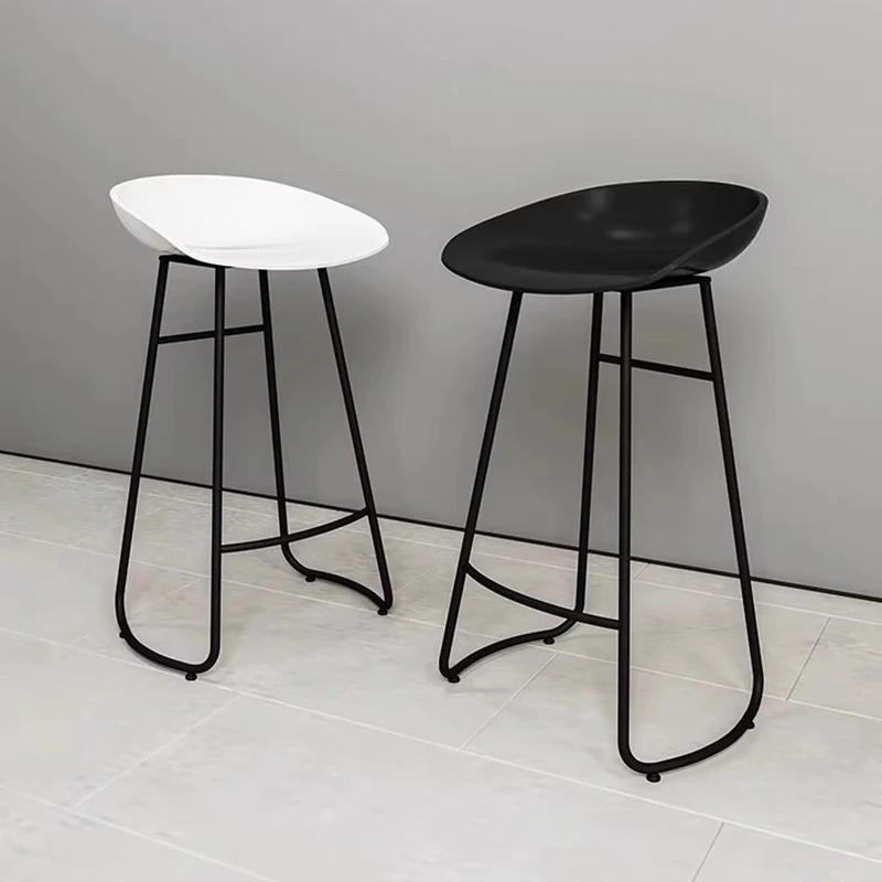 Nordic Design Bar Stool Lounge Luxury Black Salon Vanity Bar Stool Metal Reception Desk Sillas Para Comedor Restaurant Furniture
Nordic Design Bar Stool Lounge Luxury Black Salon Vanity Bar Stool Metal Reception Desk Sillas Para Comedor Restaurant Furniture