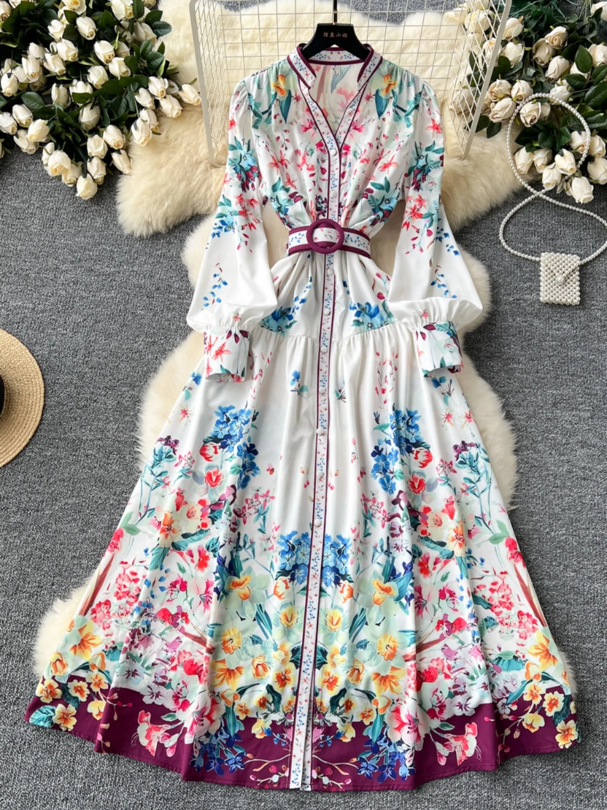 Women's Palace Style Floral V Neck Single Breasted Lantern Sleeve Long Dress Lady Vintage Long Sleeve Elegant Dress With Belt
Women's Palace Style Floral V Neck Single Breasted Lantern Sleeve Long Dress Lady Vintage Long Sleeve Elegant Dress With Belt