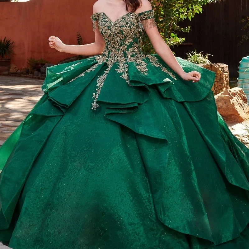 Green Off the Shoulder Ball Gown Quinceanera Dresses Gold Floral Appliques Lace Beads Corset Vestidos De 15 Años Ball Gown
Green Off the Shoulder Ball Gown Quinceanera Dresses Gold Floral Appliques Lace Beads Corset Vestidos De 15 Años Ball Gown