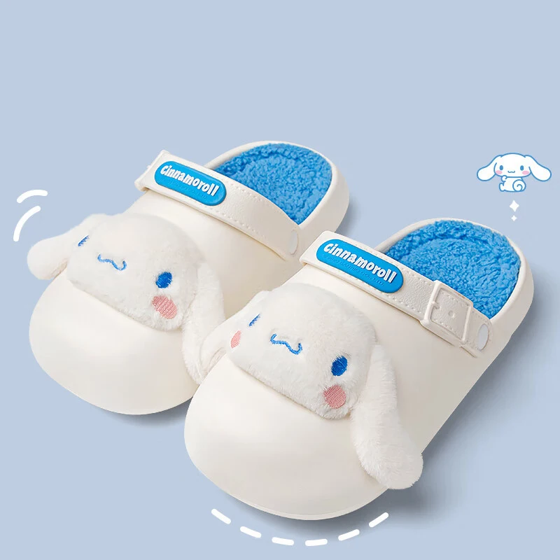 Милые плюшевые тапочки для девочек Sanrio с мультяшным рисунком Hello Kitty Kuromi Cinnamoroll, домашние Нескользящие водонепроницаемые теплые хлопковые зимние Тапочки
Милые плюшевые тапочки для девочек Sanrio с мультяшным рисунком Hello Kitty Kuromi Cinnamoroll, домашние Нескользящие водонепроницаемые теплые хлопковые зимние Тапочки