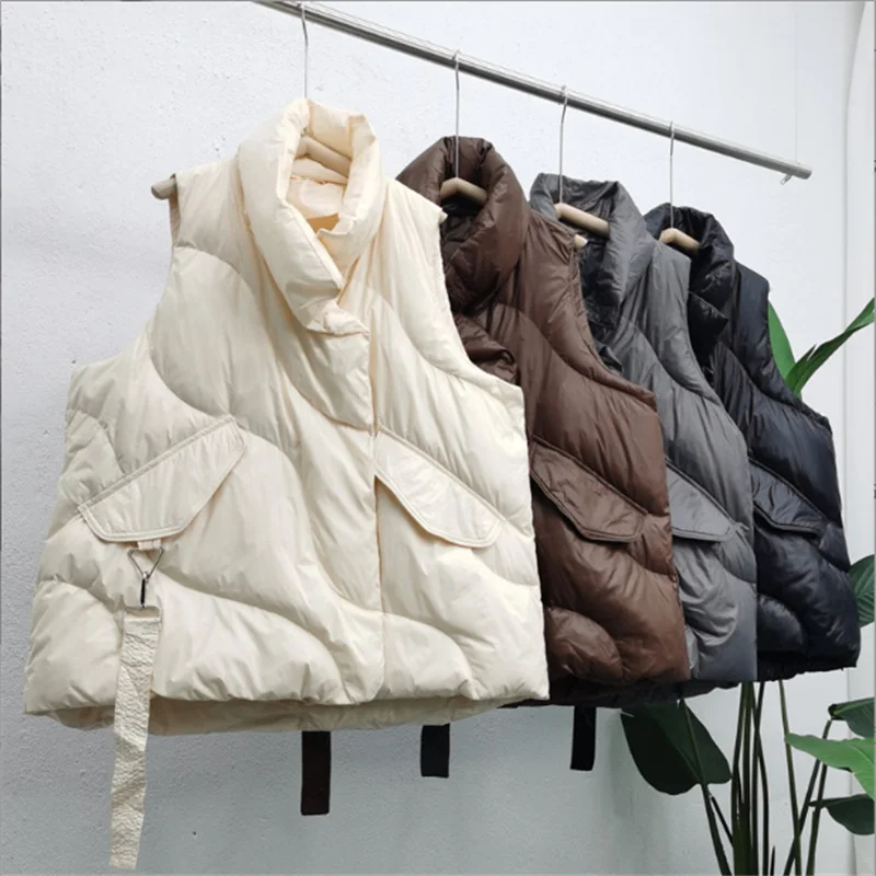 2022 Autumn Winter Fashion Oversize White Duck Down Vest Women Coats Female Loose Casual Puffer Jacket Female Soft Waistcoat
2022 Autumn Winter Fashion Oversize White Duck Down Vest Women Coats Female Loose Casual Puffer Jacket Female Soft Waistcoat