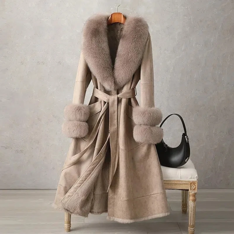 Faux Fur Coat Women 2022 Winter New Fashion Imitation Fox Fur Collar Jacket Female Large Size Long Faux Rabbit Fur Outerwear
Faux Fur Coat Women 2022 Winter New Fashion Imitation Fox Fur Collar Jacket Female Large Size Long Faux Rabbit Fur Outerwear