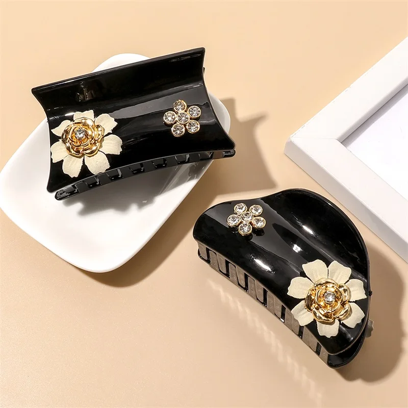 Vintage Crab Hair Clip Women Plastic Hair Clips Elegant Rhinestone Flowers Large Claw Clip Girls Hair Accessories Hair Claw Gift
Vintage Crab Hair Clip Women Plastic Hair Clips Elegant Rhinestone Flowers Large Claw Clip Girls Hair Accessories Hair Claw Gift