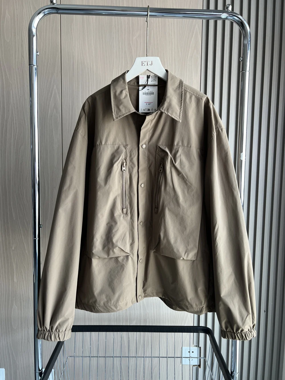 

Technical jacket with pockets Spring 2024 new designer lapel large pockets embellished men's lightweight shirt-style jacket
