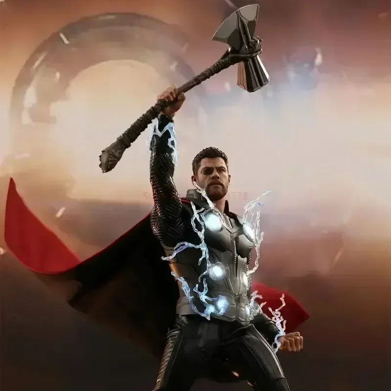 Новинка, набор подвижного оружия Marvel Мстители, Супергерой, Тор, фигурка боевой формы, 3 головки, Настольная сборная фигурка, подарок
Новинка, набор подвижного оружия Marvel Мстители, Супергерой, Тор, фигурка боевой формы, 3 головки, Настольная сборная фигурка, подарок