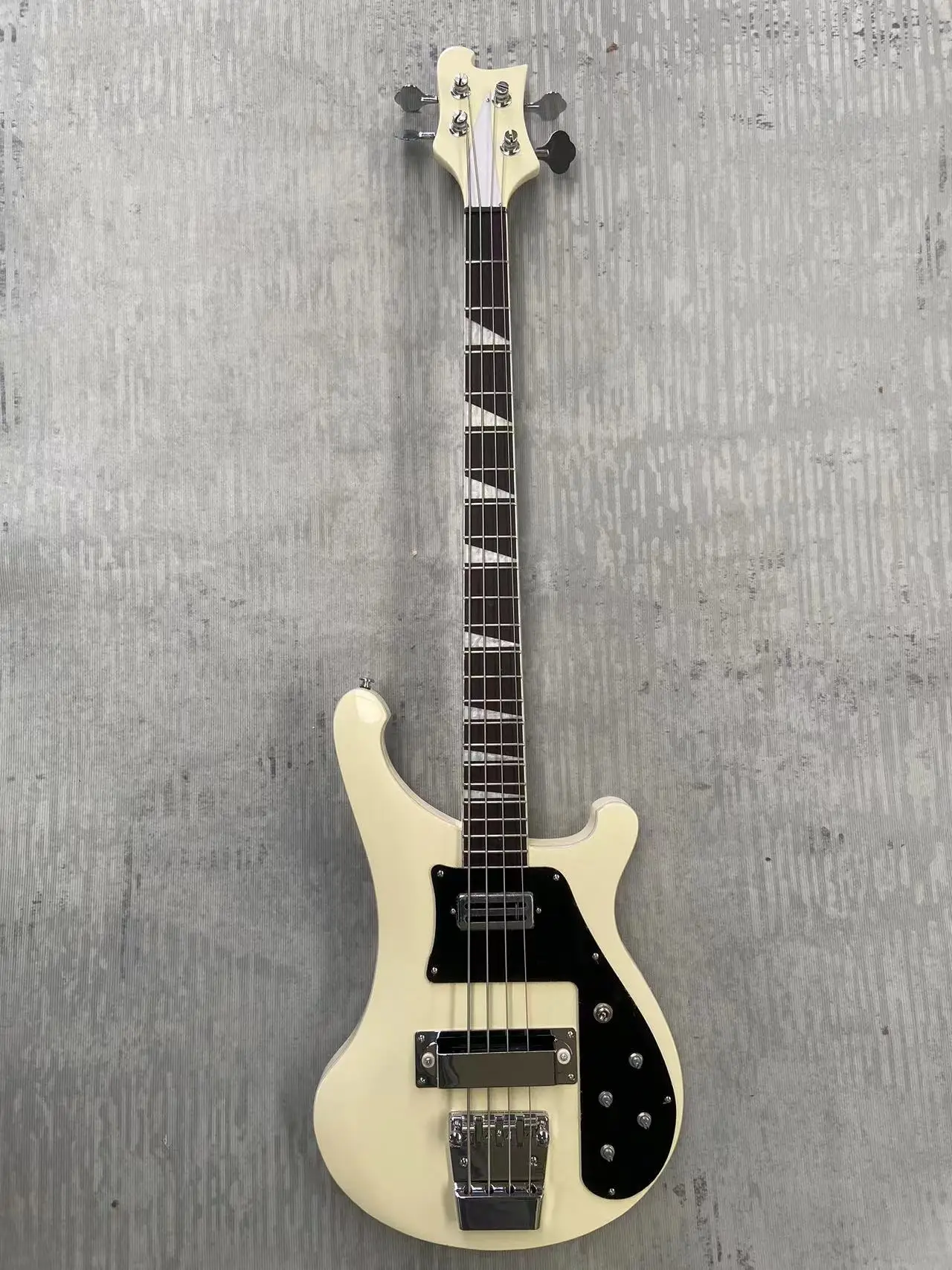 

1 Rickenbacker 4003 бас ЭЛЕКТРИЧЕСКАЯ ГИТАРА белого цвета хромированная фурнитура Высококачественная гитара бесплатная доставка