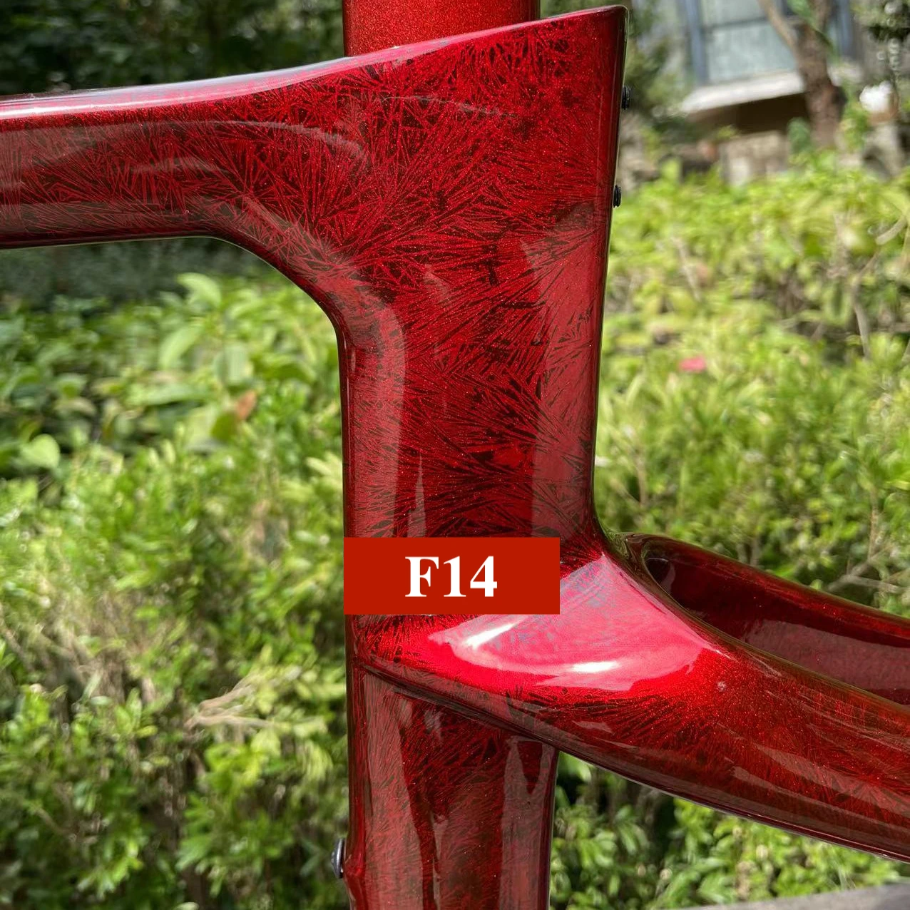 F14 Carbon Bike Frame Ice Crack Red Road Bike Frame Top Quality Bicycle Frame Disc Brake/V Brake Fit Di2 Taiwan Made
F14 Carbon Bike Frame Ice Crack Red Road Bike Frame Top Quality Bicycle Frame Disc Brake/V Brake Fit Di2 Taiwan Made