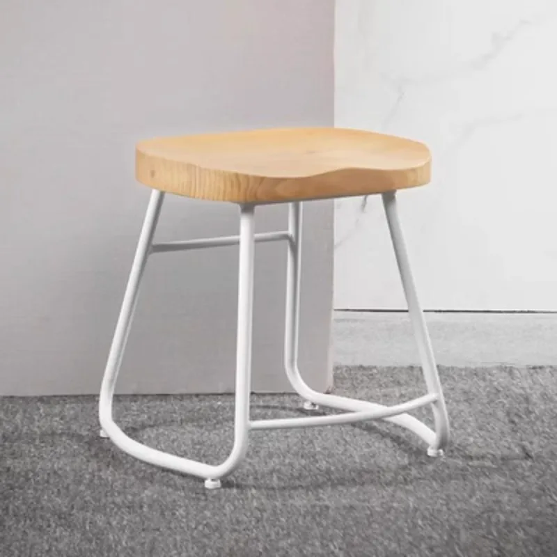 European Wooden Bar Stool Metal Industrial Luxury Minimalist Bar Stool Modern Lounge Taburetes Altos Cocina Counter Furniture
European Wooden Bar Stool Metal Industrial Luxury Minimalist Bar Stool Modern Lounge Taburetes Altos Cocina Counter Furniture