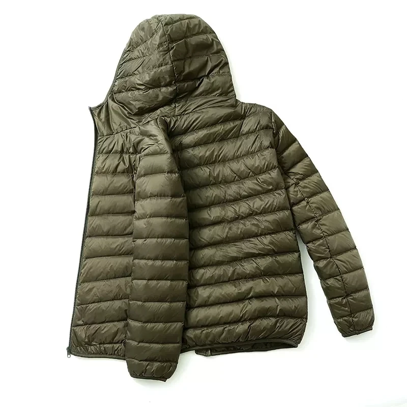 2023 Men Winter Coat Fashion Hooded White Duck Down Jackets Plus Size Ultralight Down Coat Portable Slim Down Parkas
2023 Men Winter Coat Fashion Hooded White Duck Down Jackets Plus Size Ultralight Down Coat Portable Slim Down Parkas