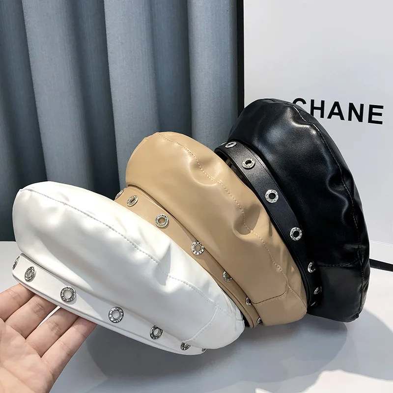 Beret PU leather female autumn and winter new style Japanese personality diamond rivet octagonal hat British vintage painter hat 
Beret PU leather female autumn and winter new style Japanese personality diamond rivet octagonal hat British vintage painter hat