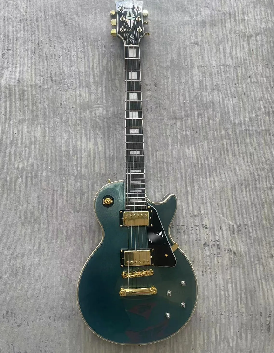 

G логотип для гитары, краска в виде синего серебряного порошка, меньше P, корпус из красного дерева, сделано в Китае, бесплатная доставка
