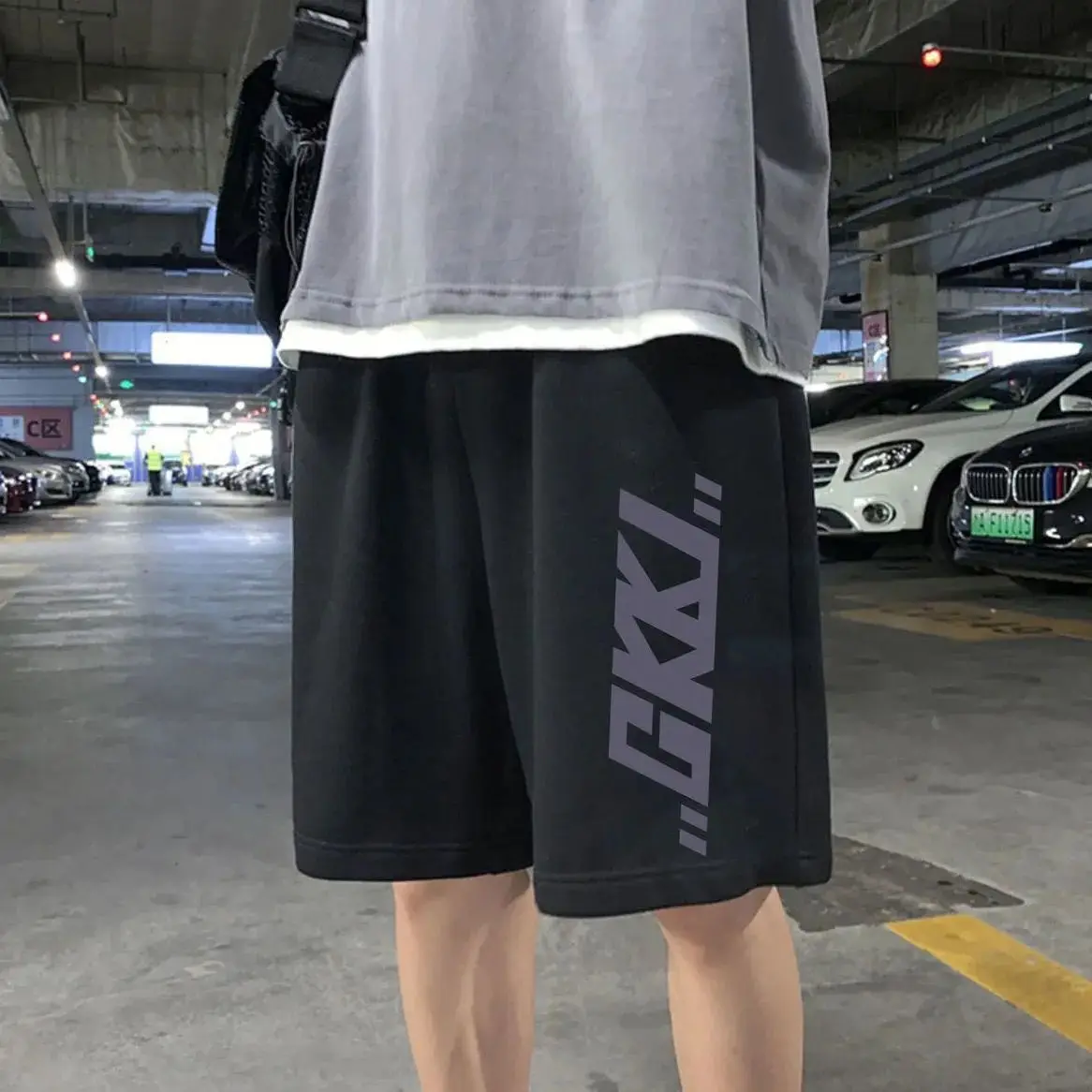 New Basketball Pants Elastic Waist Knee Length Shorts Hip Hop Short Homme Casual Pantalones Summer Outwear Fashion Sports Pant
New Basketball Pants Elastic Waist Knee Length Shorts Hip Hop Short Homme Casual Pantalones Summer Outwear Fashion Sports Pant