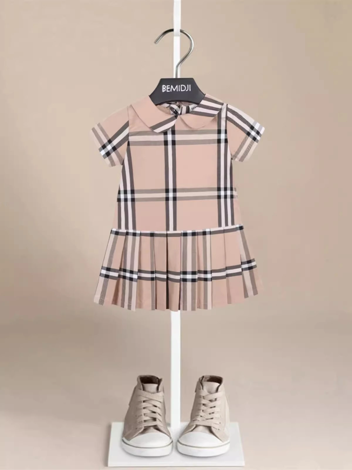 Summer Short Sleeve Girls Dresses Plaid Dtriped Baby Girls Party Dress Kids Elegant for Fancy Dress for Girls Beach Dresses
Summer Short Sleeve Girls Dresses Plaid Dtriped Baby Girls Party Dress Kids Elegant for Fancy Dress for Girls Beach Dresses