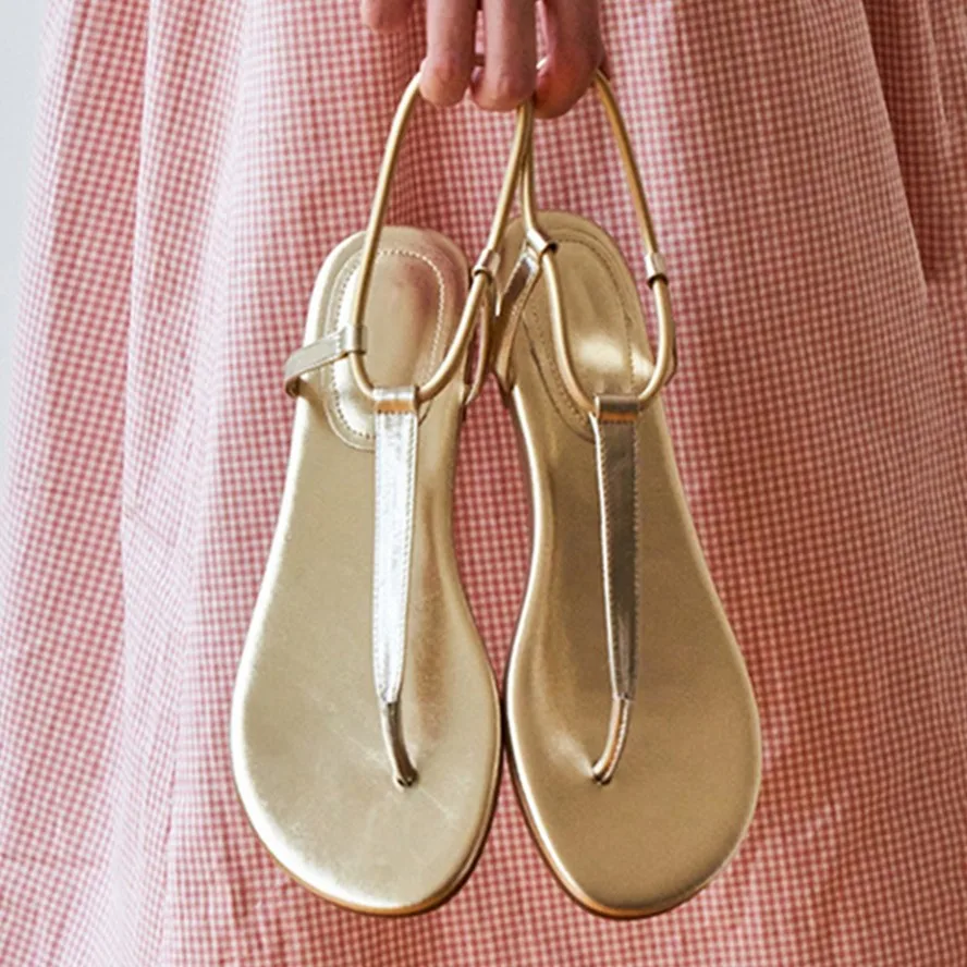 Withered 2023 Summer Flat Non-slip Flip Flops Sandals Women Fashion Ladies Shoes French Retro Leather Golden Roman Sandals
Withered 2023 Summer Flat Non-slip Flip Flops Sandals Women Fashion Ladies Shoes French Retro Leather Golden Roman Sandals