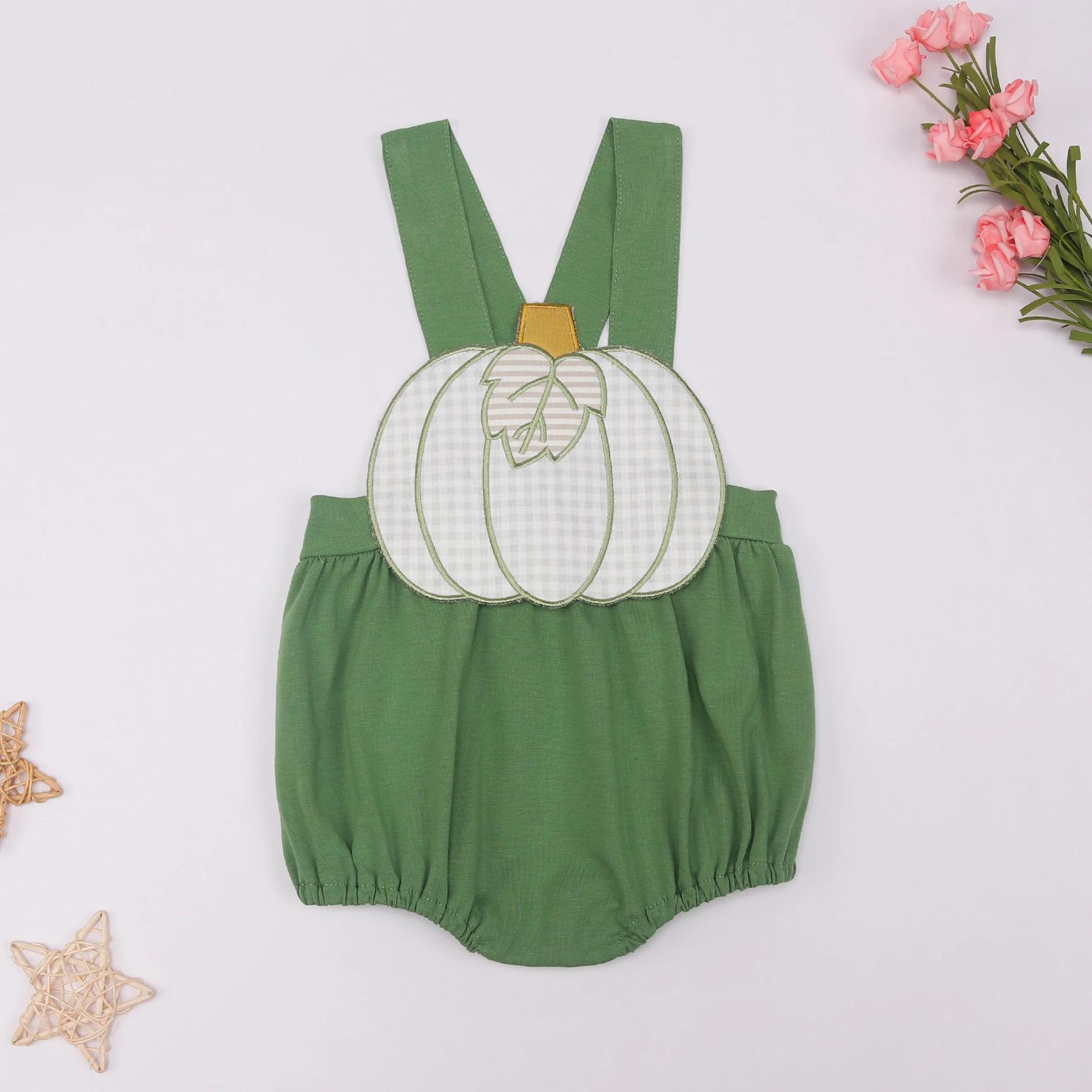 Summer Baby Boy Clothe Style Green Bubble Cotton Sleeveless Design Boutique Sweet Ropmer With Pumpkin Applique Children 0-3m
Summer Baby Boy Clothe Style Green Bubble Cotton Sleeveless Design Boutique Sweet Ropmer With Pumpkin Applique Children 0-3m