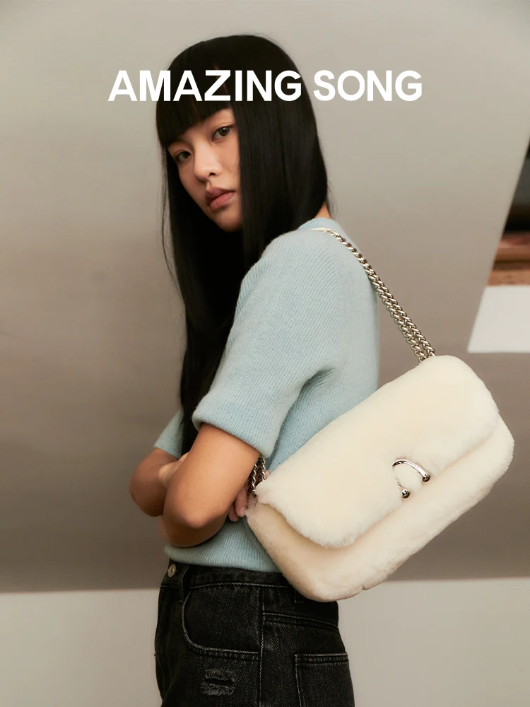 

Amazing Song Alpha Fur Bag Medium Chain Shoulder Bag
