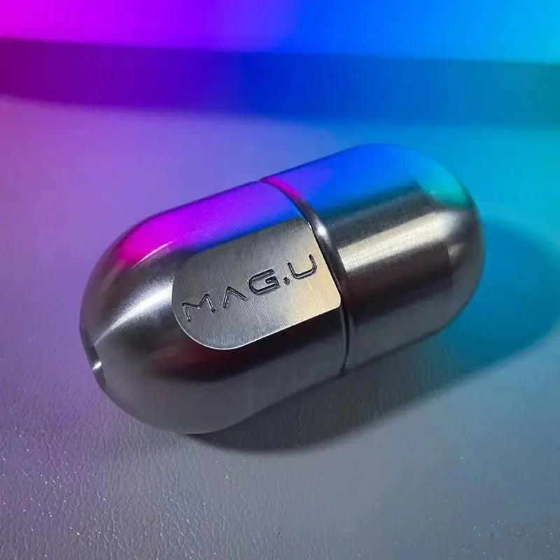 New magnetic levitation capsule fingertip spinner EDC adult metal fingertip toy autism ADHD manual spinner anxiety relief toy
New magnetic levitation capsule fingertip spinner EDC adult metal fingertip toy autism ADHD manual spinner anxiety relief toy