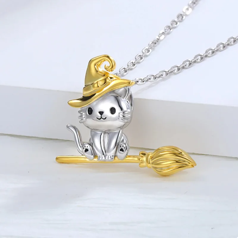 Забавный милый стиль серебряного цвета маленькая кошка на летающей брошке украшенная Золотой цветной шляпой ведьмы женское колье ювелирные изделия
Забавный милый стиль серебряного цвета маленькая кошка на летающей брошке украшенная Золотой цветной шляпой ведьмы женское колье ювелирные изделия
