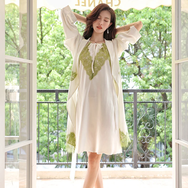 Spring And Autumn Imitation Silk Pajamas Set Suspenders Nightdress High-class Home Clothes Set Ice Silk Pyjamas Women
Spring And Autumn Imitation Silk Pajamas Set Suspenders Nightdress High-class Home Clothes Set Ice Silk Pyjamas Women