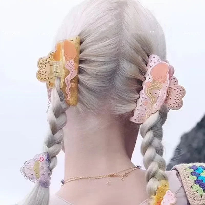 Французская блестящая разноцветная заколка YHJ в форме сердца для женщин и девушек
Французская блестящая разноцветная заколка YHJ в форме сердца для женщин и девушек