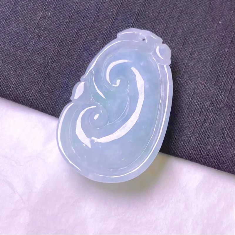 

Tiktok Supply Wholesale Myanmar Natural Emerald a Goods Ice Glutinous Ruyi Jade Pendant with Certif