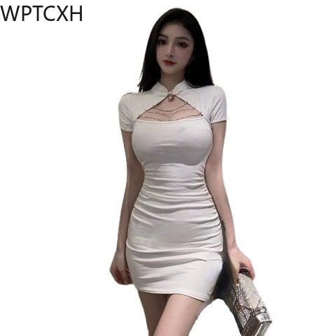 2024 Summer New National Style Design Sense Big Size Women's Summer Sexy Hollow Slim-fit Package Hip Skirt Cheongsam Version
2024 Summer New National Style Design Sense Big Size Women's Summer Sexy Hollow Slim-fit Package Hip Skirt Cheongsam Version