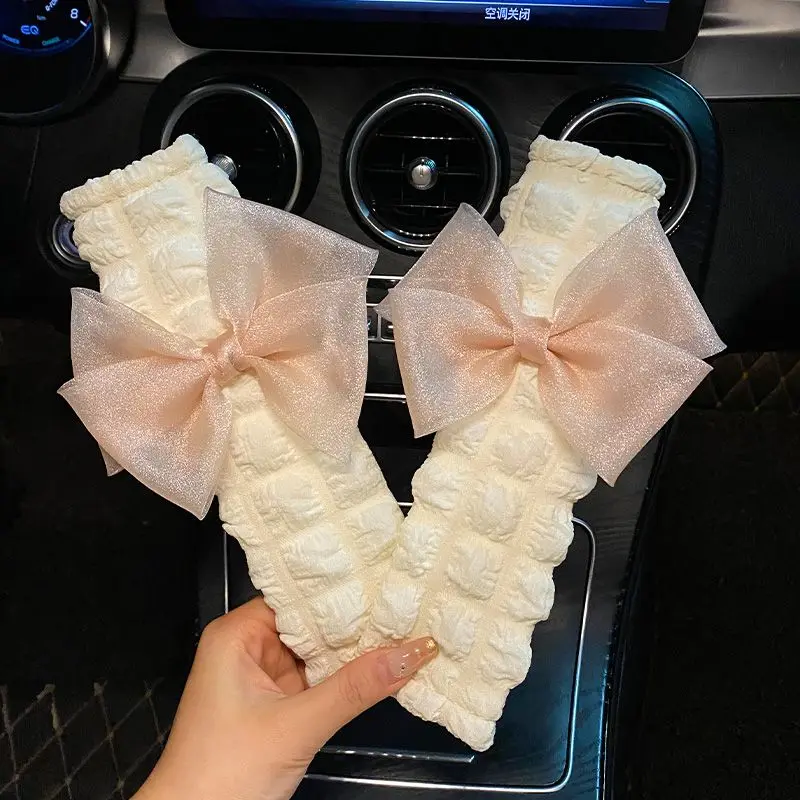 Summer New Car Seat Belt Shoulder Cover with Bow Knot Universal Vehicle Decoration Supplies for Women Car Accessories Interior
Summer New Car Seat Belt Shoulder Cover with Bow Knot Universal Vehicle Decoration Supplies for Women Car Accessories Interior
