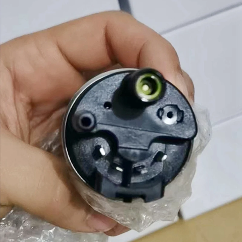 0580105800 Car Electric Fuel Pump Refill For BMW 320I F18 F20 Gasoline Pump Body 6117344064 0580200702 Car Supplies Parts
0580105800 Car Electric Fuel Pump Refill For BMW 320I F18 F20 Gasoline Pump Body 6117344064 0580200702 Car Supplies Parts