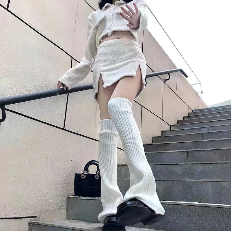 Women Harajuku Horn Shape Knitting Leg Warm Socking Sweet Lolita Solid Color Ham Socks Winter Velvet Foot Warmers Pile Stockings
Women Harajuku Horn Shape Knitting Leg Warm Socking Sweet Lolita Solid Color Ham Socks Winter Velvet Foot Warmers Pile Stockings