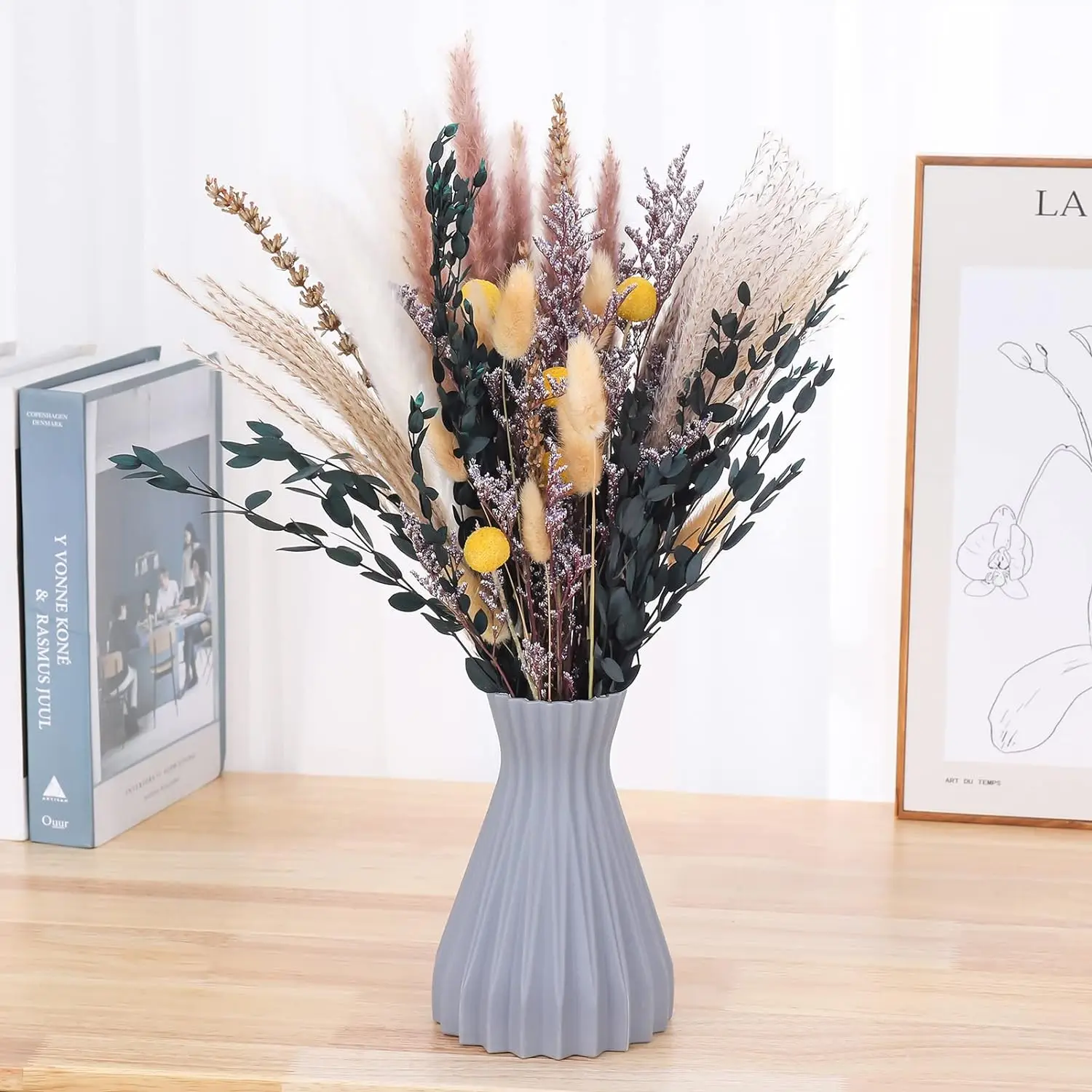 60PCS Natural Fluffy Pampas Grass Phragmites Rabbit tail Grass Dried Flowers Bouquet Boho Style Home Flower Arrangement Decor
60PCS Natural Fluffy Pampas Grass Phragmites Rabbit tail Grass Dried Flowers Bouquet Boho Style Home Flower Arrangement Decor